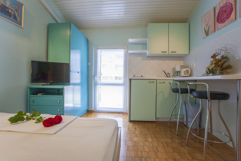 Villa Neda Makarska Kamer foto
